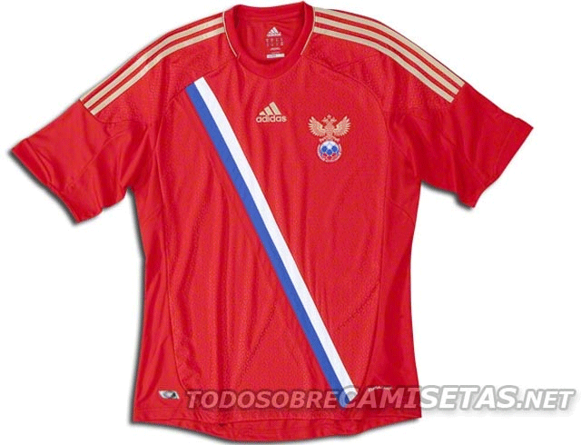 Недавно РФС и компания Adidas представили форму России